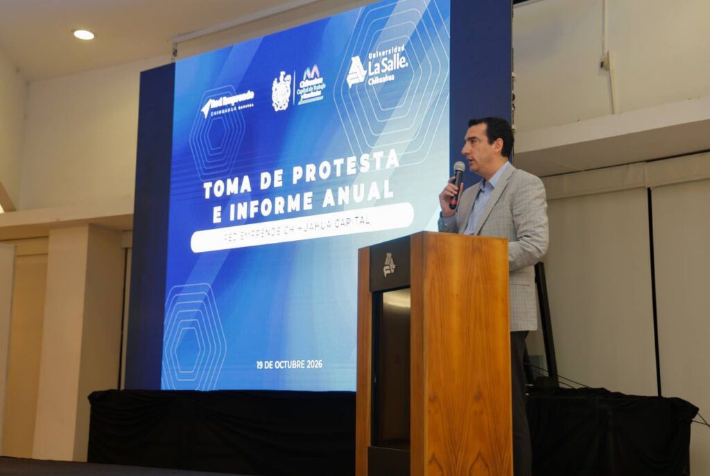 Toma protesta nueva mesa directiva de Red Emprende en Chihuahua