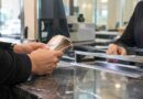 Depósitos en efectivo en bancos generan obligaciones informáticas