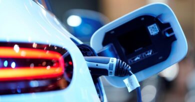 Venta de autos eléctricos cae 30.7% en EU mientras avanza a 23.2% en Europa
