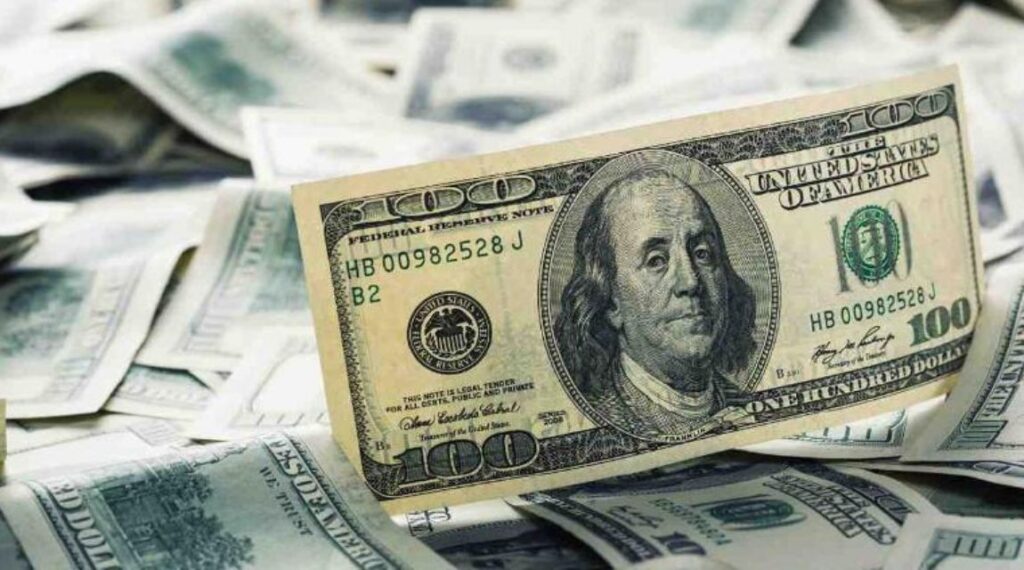 Dólar se mantiene estable en México