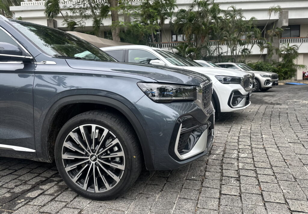 Geely lanza la Monjaro EM-i, un SUV enchufable en México