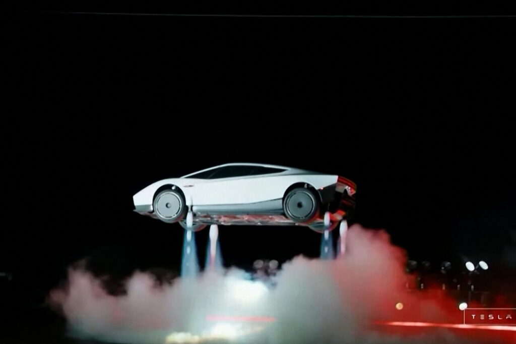 Elon Musk presenta auto volador de Tesla en evento de SpaceX en Texas