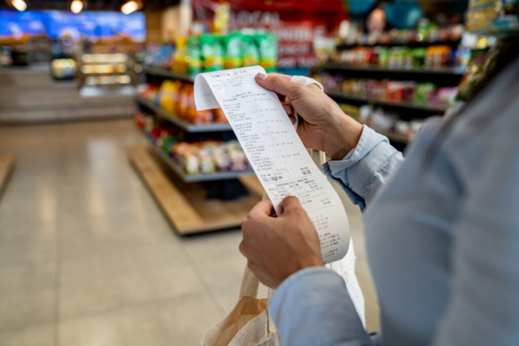 Inflación de México sube a 3.45% en septiembre por jitomate, cebolla y gas LP