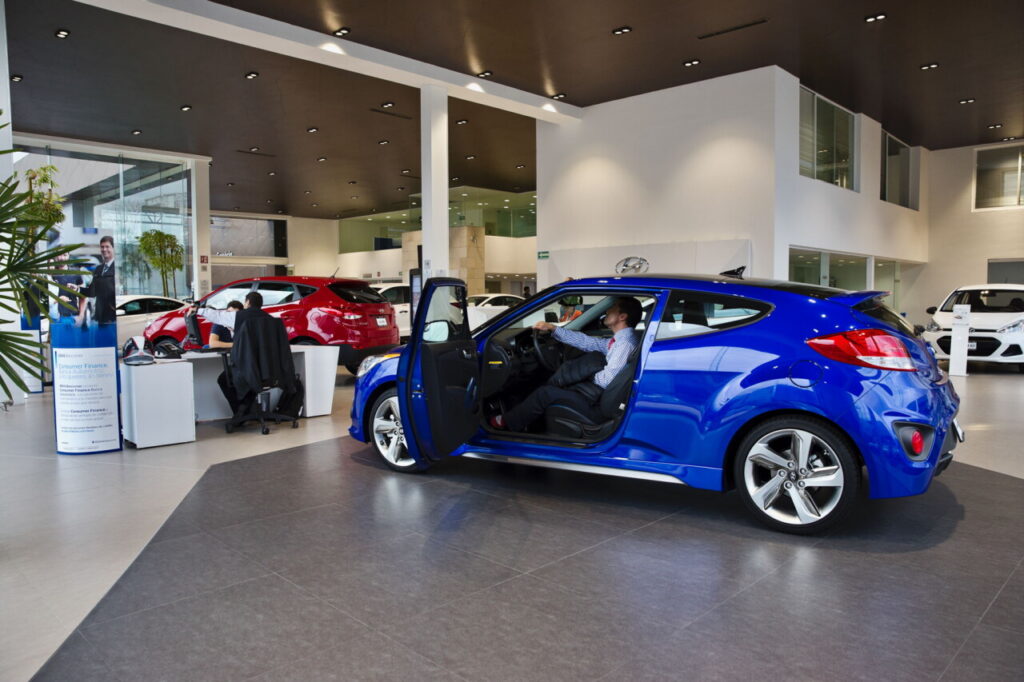 Nuevo tope fiscal pone en riesgo a agencias de autos